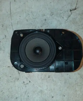 BMW 5 F10 F11 Parcel shelf speaker 9239183