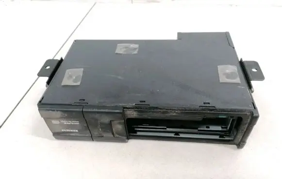 Renault Espace - Grand espace IV CD/DVD changer 8200207100 MC9RN85Z