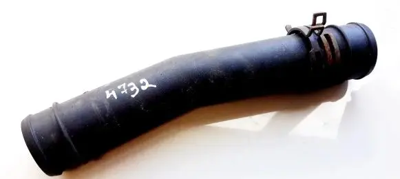 Seat Alhambra (Mk1) Intercooler hose/pipe 7M3145957A YM2110C352