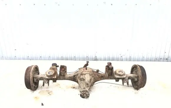 Nissan Pathfinder R50 Rear differential 