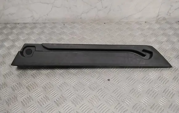 Hyundai Ioniq Tailgate/trunk side cover trim 85920G2000