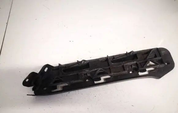 Volkswagen Touran I Front bumper mounting bracket 1t0807935