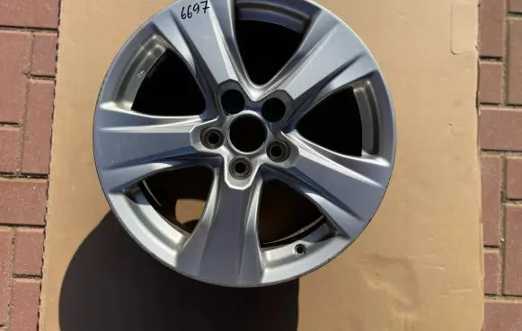 Toyota RAV 4 (XA40) R17 alloy rim 4261142840 006849