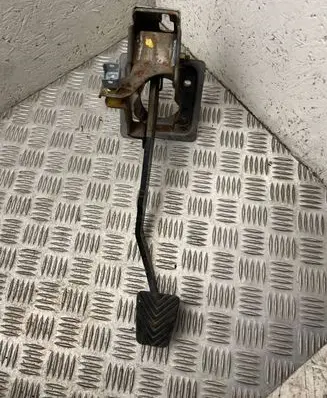 Hyundai Tucson JM Brake pedal 