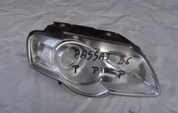 Volkswagen PASSAT B6 Headlight/headlamp