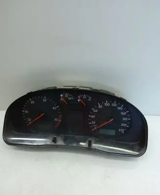 Volkswagen PASSAT B5 Speedometer (instrument cluster) 3B1919860C