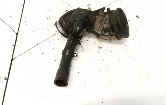Opel Zafira A Air intake hose/pipe