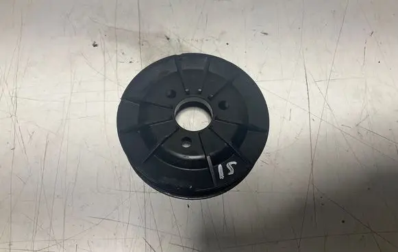 BMW 3 E92 E93 Power steering pump pulley 7553955