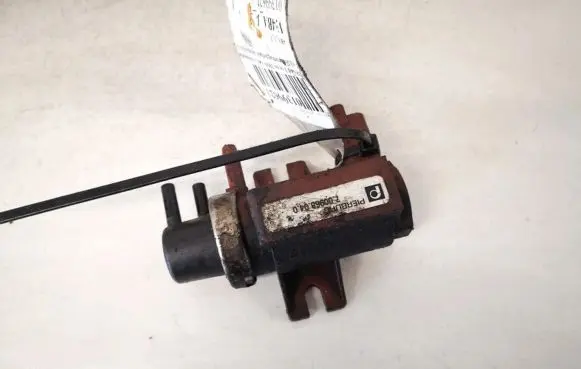 Ford Focus Turbo solenoid valve 700968040