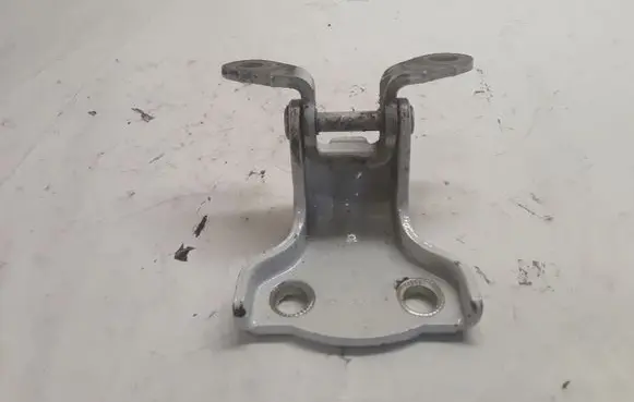 Opel Antara Rear door lower hinge NOCODE