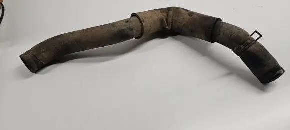 KIA Sorento Engine coolant pipe/hose