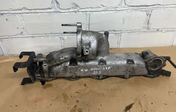 KIA Sportage Engine head 