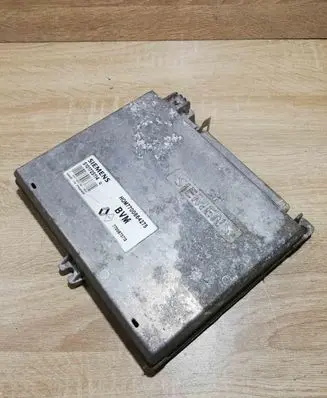 Renault Laguna I Engine control unit/module ECU S101725114 HOM7700864275