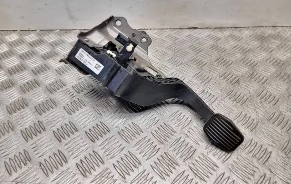 Ford Focus Clutch pedal JX617B633CC 16119M01 BQ6FA