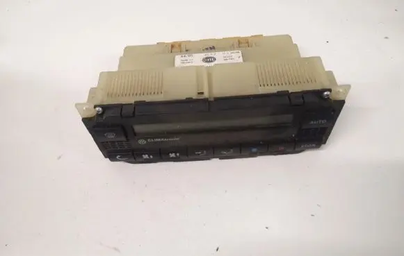 Volkswagen PASSAT B5 Climate control unit 3B1907044B 5HB007617-10