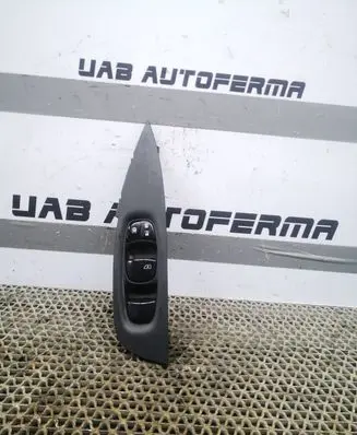 Nissan Qashqai Electric window control switch 809604EA0AX