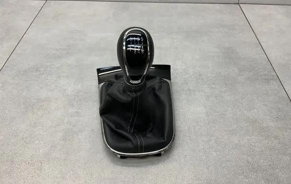 Opel Mokka X Gear lever shifter trim leather/knob 