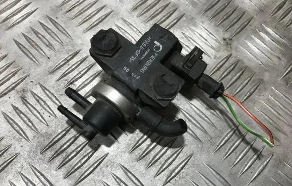 Volkswagen Golf III Turbo solenoid valve h0906627