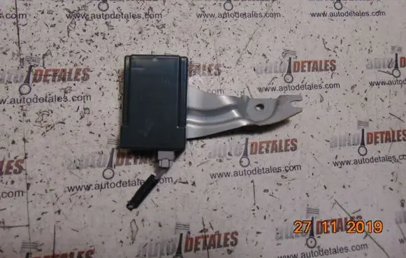 Lexus IS 220D-250-350 Door control unit/module 8974053060