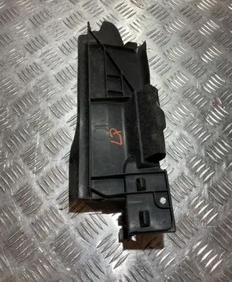 Toyota Prius (XW50) Radiator trim 16595-37040