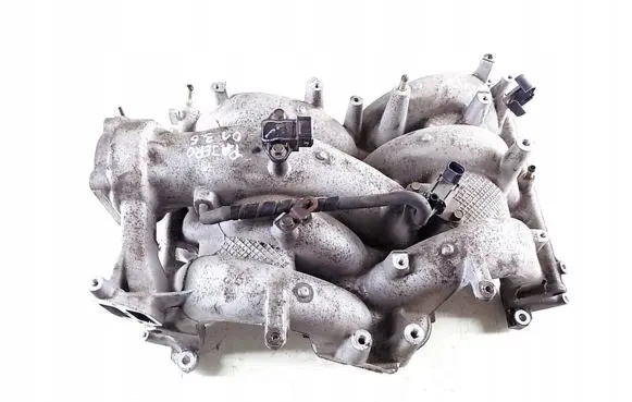 Mitsubishi Pajero Intake manifold
