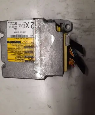 Toyota Avensis T250 Airbag control unit/module 8917005220 215955102 33261076