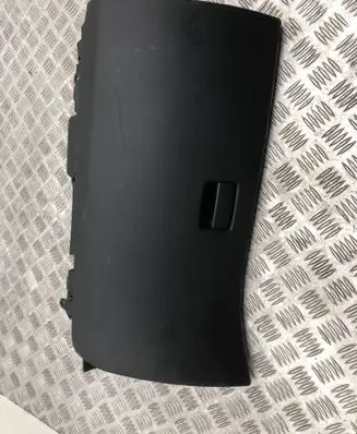 Citroen C4 Grand Picasso Glove box