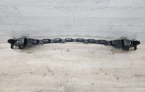 Mercedes-Benz C W204 Front bumper mounting bracket A2048854065