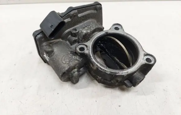 BMW 5 F10 F11 Throttle valve 1354781075202 10378517 7810752