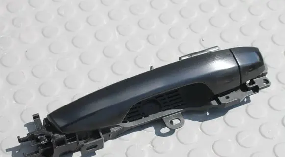 Rear door exterior handle