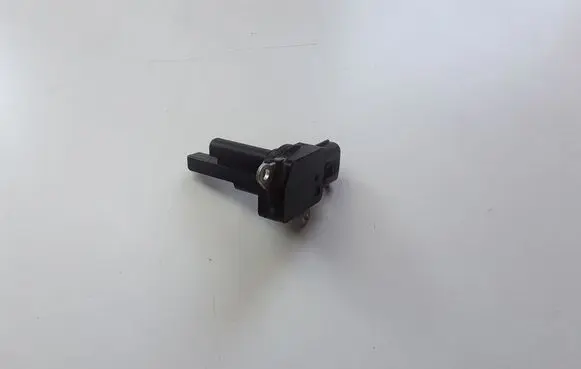 Toyota Verso-S Mass air flow meter 2220437010