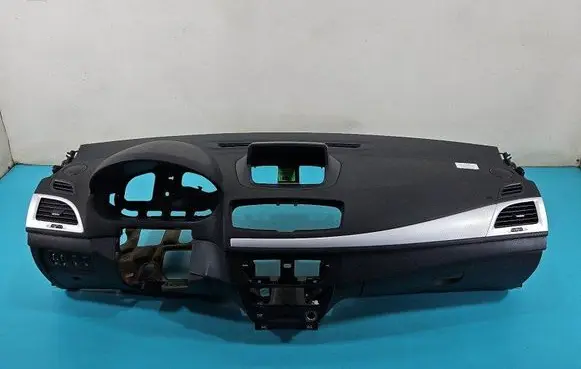 Renault Megane III Dashboard IMPRK1461454