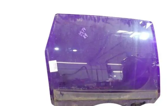 Renault Scenic III - Grand scenic III Front door window glass four-door