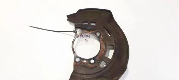 Toyota RAV 4 (XA30) Front brake disc dust cover plate 