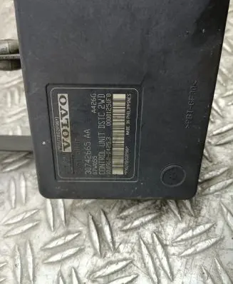 Volvo V50 ABS Pump 30742665