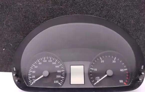 Mercedes-Benz Vito Viano W639 Speedometer (instrument cluster) A6399001100 110520479 402941003