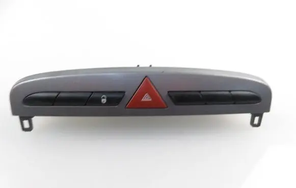 Peugeot 308 Hazard light switch 9659417177