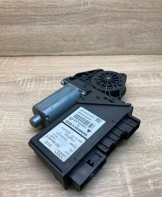 Audi A4 S4 B7 8E 8H Rear door window regulator motor 8E0959801E 5WK49204