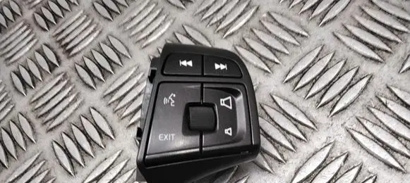 Volvo V70 Steering wheel buttons/switches 31334462
