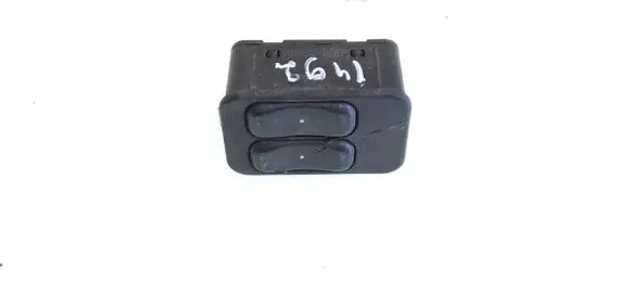 Opel Zafira A Electric window control switch 90561088
