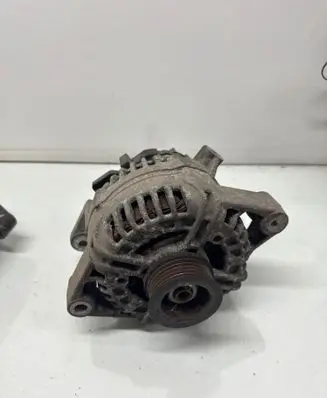 Opel Zafira A Generator/alternator 0124425022 55556070