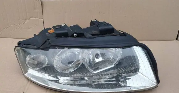 Audi A4 S4 B6 8E 8H Headlight/headlamp 8e09411004aq
