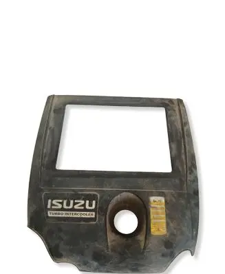Isuzu D-Max Engine hood trim 