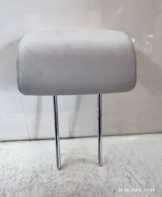 Mercedes-Benz ML W164 Rear seat headrest
