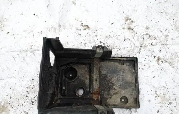 Volvo V50 Battery box tray 3m5110723 3m51-10723