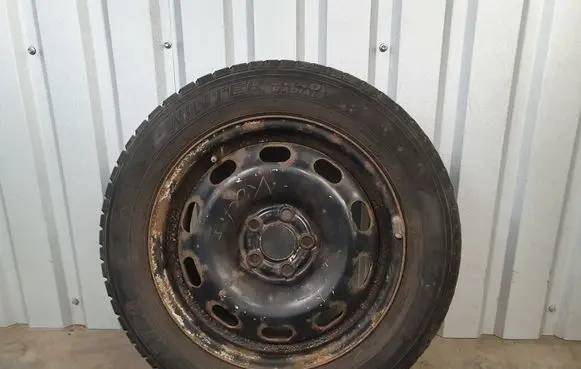 Volkswagen New Beetle R15 steel rim 