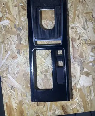 Jaguar XF Center console GX63044E01B
