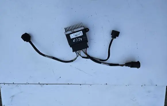 Coolant fan relay