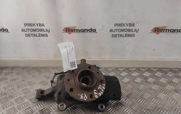 Renault Trafic III (X82) Front wheel hub spindle knuckle 323952