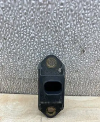 Mercedes-Benz E W211 Airbag deployment crash/impact sensor 0025426918